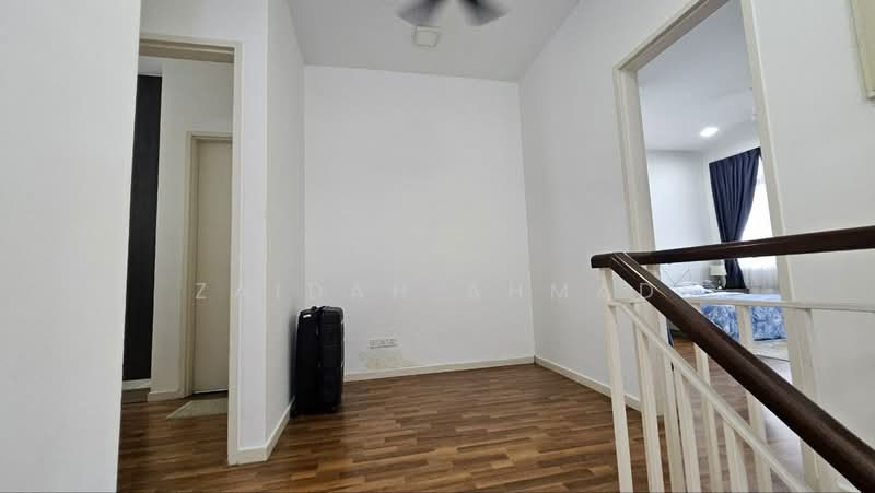 Rumah Teres 2 Tingkat untuk Disewa di Eco Majestic (Semenyih) - Zaidah Ahmad - Corridor - PropertyGuru.com.my