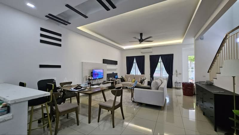 Rumah Teres 2 Tingkat untuk Disewa di Eco Majestic (Semenyih) - Zaidah Ahmad - Living Room - PropertyGuru.com.my