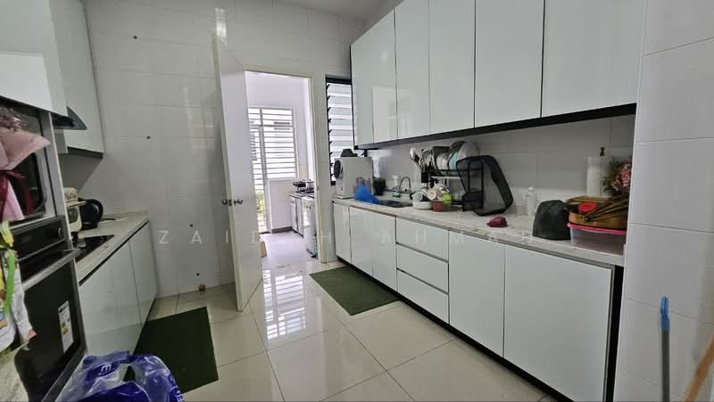 Rumah Teres 2 Tingkat untuk Disewa di Eco Majestic (Semenyih) - Zaidah Ahmad - Kitchen - PropertyGuru.com.my