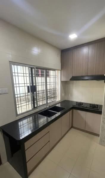 1-storey Terraced House for Sale in Taman Ehsan (Kepong) - Chun Yip - Kitchen - PropertyGuru.com.my