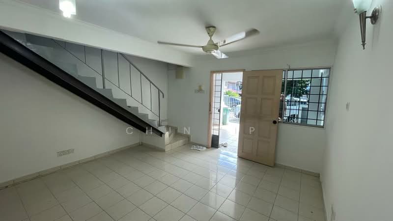 2.5-storey Terraced House for Sale in Taman Sri Sinar (Segambut) - Chun Yip - Living Room - PropertyGuru.com.my