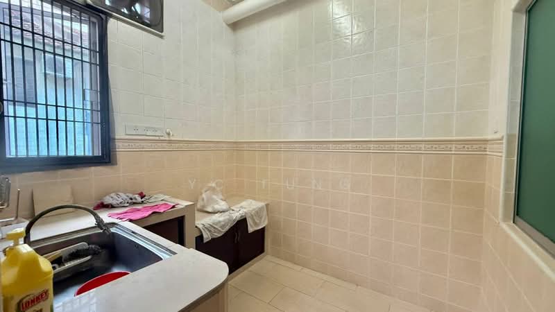 2-storey Terraced House for Rent in Taman Impian Emas (Skudai) - YC Fung - Kitchen - PropertyGuru.com.my
