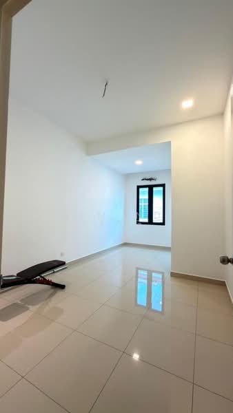 Rumah Teres 2 Tingkat untuk Dijual di Bandar Putra (Kulai) - Edmond Tang - Interior - PropertyGuru.com.my