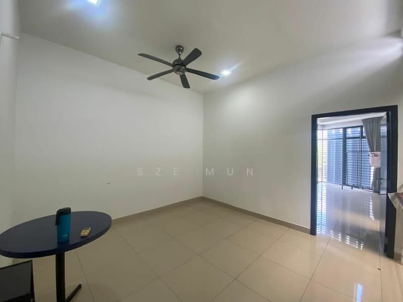 Rumah Teres untuk Dijual di Laman Glenmarie (Shah Alam) - Sze Mun - PropertyGuru.com.my