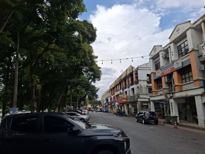 Shop for Rent in Paragon Utama (Selayang) - FC Wong - Exterior - PropertyGuru.com.my
