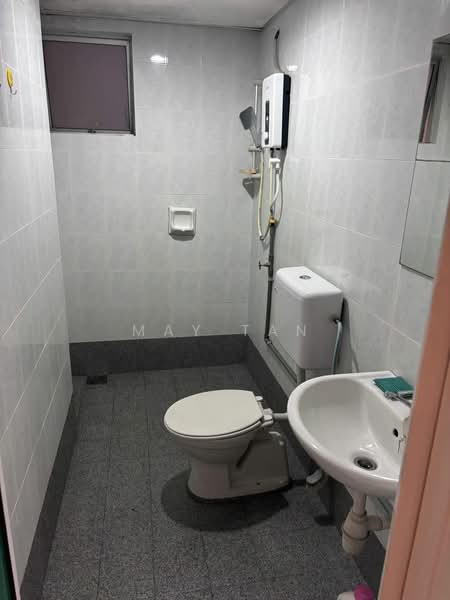 Condominium for Rent at Wangsa Metroview - May Tan - Bathroom - PropertyGuru.com.my