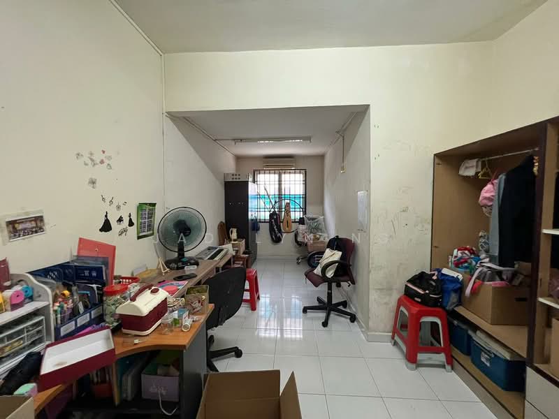 2-storey Terraced House for Sale in Bandar Indahpura (Kulai) - Jadelyn Ng - PropertyGuru.com.my