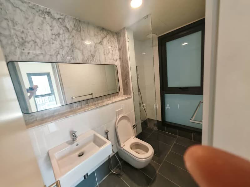Service Residence for Sale at Isola - Trevor Chai - Bathroom - PropertyGuru.com.my