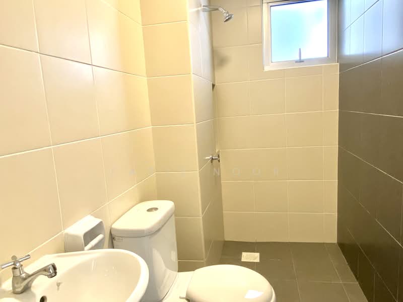 Pangsapuri untuk Disewa di Harmoni @ Eco Majestic - Fazie Noor - Bathroom - PropertyGuru.com.my