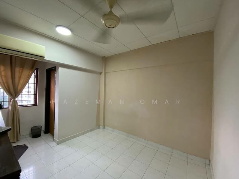 Flat for Sale at Lestari Apartment - Hazeman Omar - Interior - PropertyGuru.com.my