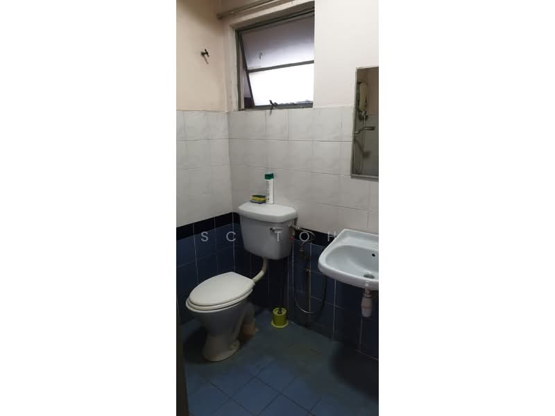 Condominium for Rent at Danau Impian - SC Toh - Bathroom - PropertyGuru.com.my