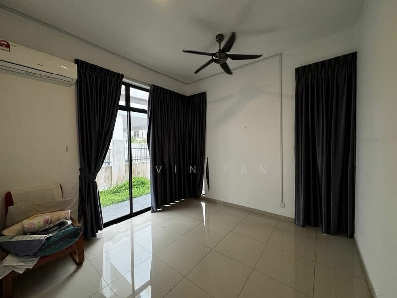 Cluster House for Sale in Kota Masai (Pasir Gudang) - Kavin Tan - Living Room - PropertyGuru.com.my