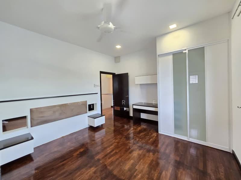 Semi-Detached House for Sale in Bukit Sungai Long (Bandar Sungai Long) - Esther Yee - Bedroom - PropertyGuru.com.my