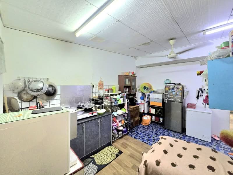 2-storey Terraced House for Sale in Ampang (Ampang) - JUMIDAH (JUE) - Kitchen - PropertyGuru.com.my