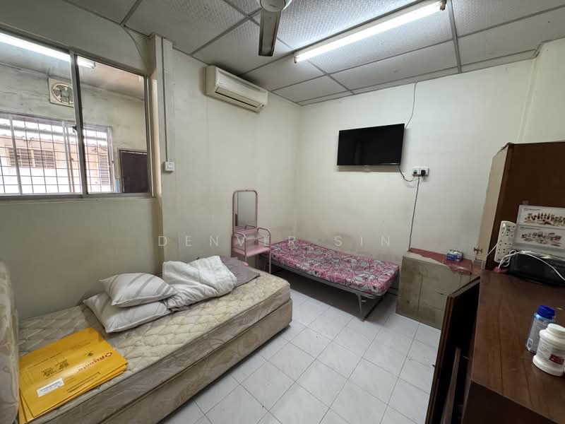 2-storey Terraced House for Sale in Taman Overseas Union (Taman Oug) (Jalan Klang Lama (Old Klang Road)) - Denver Sin - Bedroom - PropertyGuru.com.my