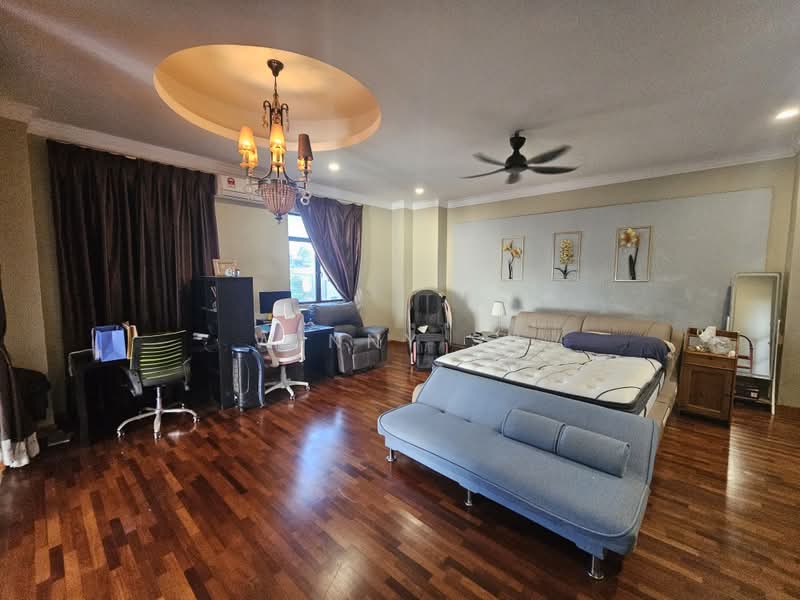 Semi-Detached House for Sale in Bukit Jelutong (Shah Alam) - Winny Su - Bedroom - PropertyGuru.com.my