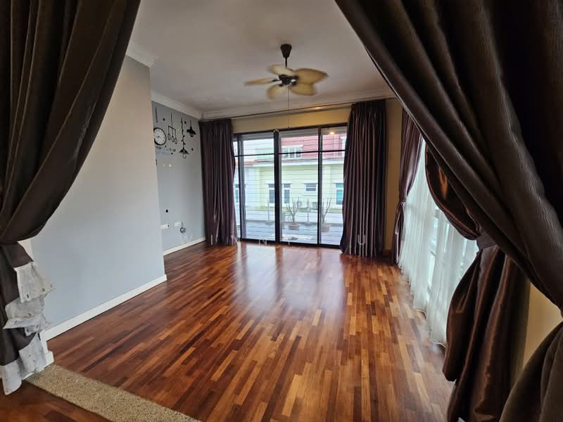 Rumah Berkembar untuk Dijual di Bukit Jelutong (Shah Alam) - Winny Su - PropertyGuru.com.my