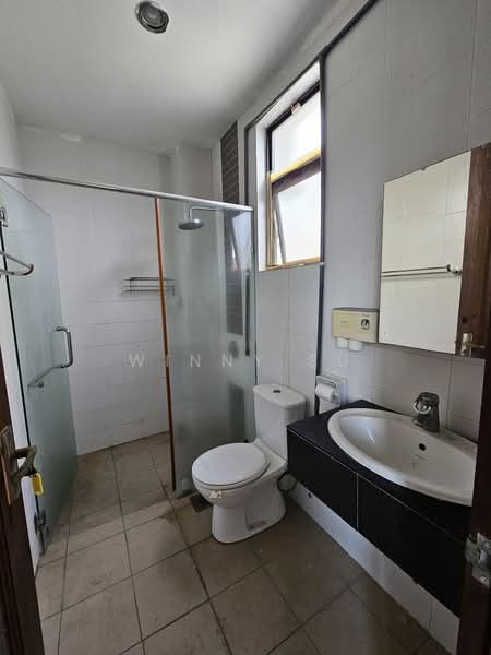 Rumah Berkembar untuk Dijual di Bukit Jelutong (Shah Alam) - Winny Su - PropertyGuru.com.my