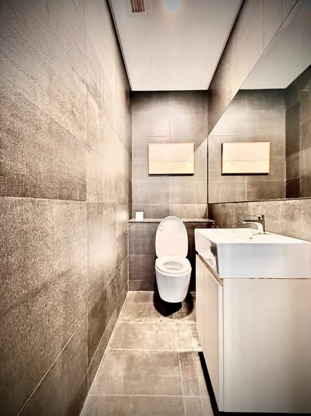 Kondominium untuk Disewa di Shorefront Residences - Jeanette Hee - Bathroom - PropertyGuru.com.my