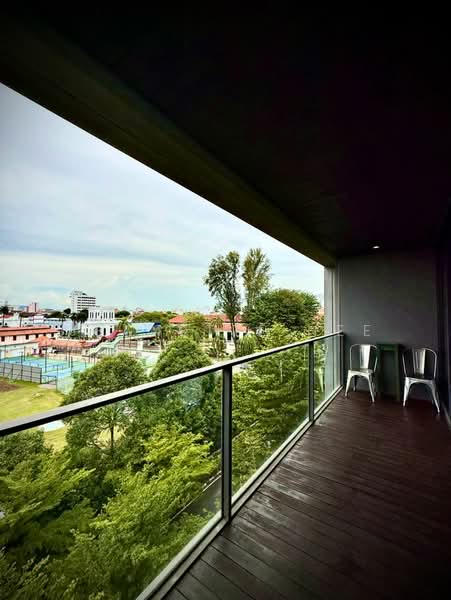 Kondominium untuk Disewa di Shorefront Residences - Jeanette Hee - Balcony - PropertyGuru.com.my