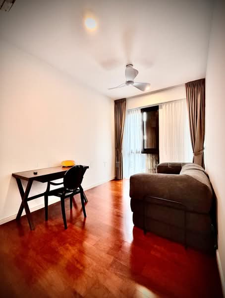 Kondominium untuk Disewa di Shorefront Residences - Jeanette Hee - Living Room - PropertyGuru.com.my