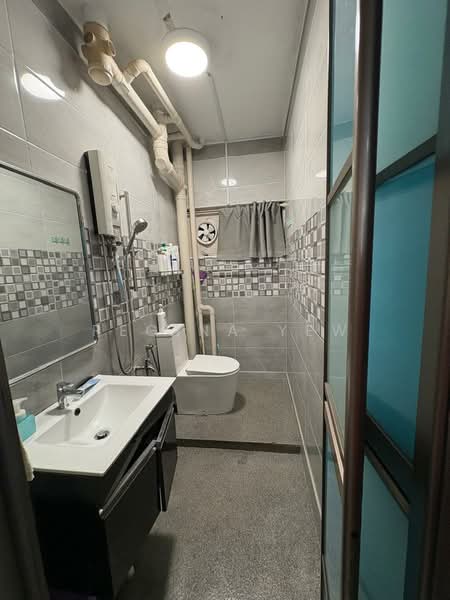 Condominium for Rent at Endah Villa - Regina Yew - Bathroom - PropertyGuru.com.my