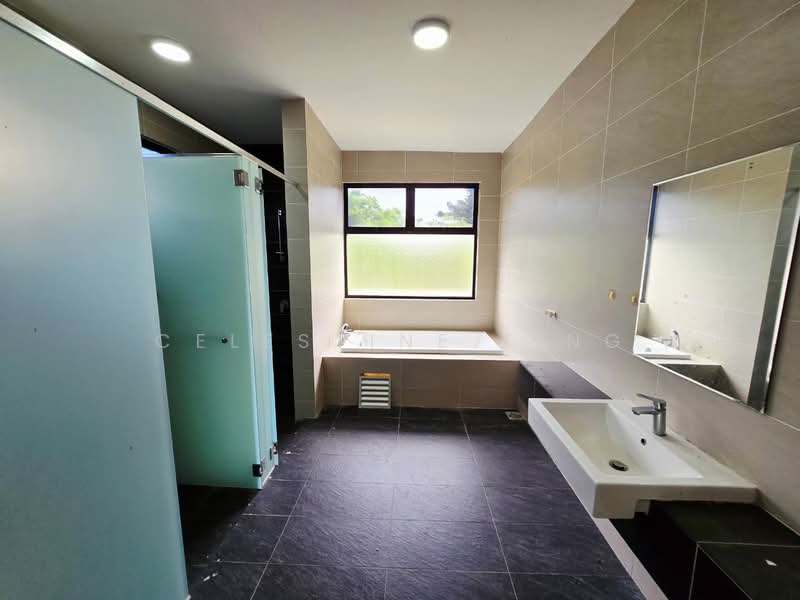 Zero-Lot Bungalow for Sale in Setia Ecohill (Semenyih) - Celestine Ting - Bathroom - PropertyGuru.com.my