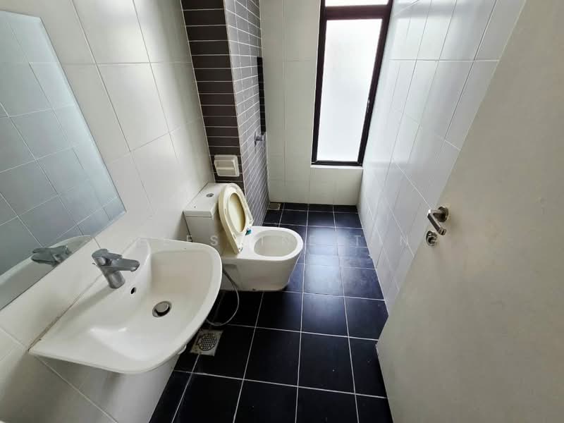 Zero-Lot Bungalow for Sale in Setia Ecohill (Semenyih) - Celestine Ting - Bathroom - PropertyGuru.com.my