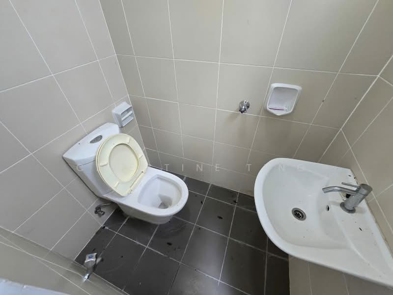 Zero-Lot Bungalow for Sale in Setia Ecohill (Semenyih) - Celestine Ting - Bathroom - PropertyGuru.com.my