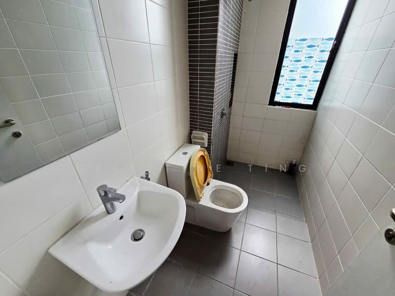 Zero-Lot Bungalow for Sale in Setia Ecohill (Semenyih) - Celestine Ting - Bathroom - PropertyGuru.com.my