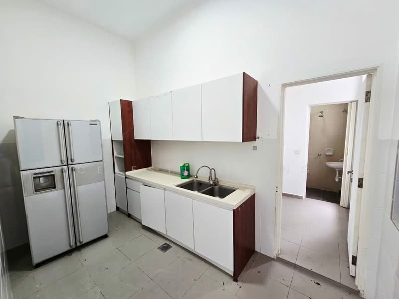 Zero-Lot Bungalow for Sale in Setia Ecohill (Semenyih) - Celestine Ting - Kitchen - PropertyGuru.com.my