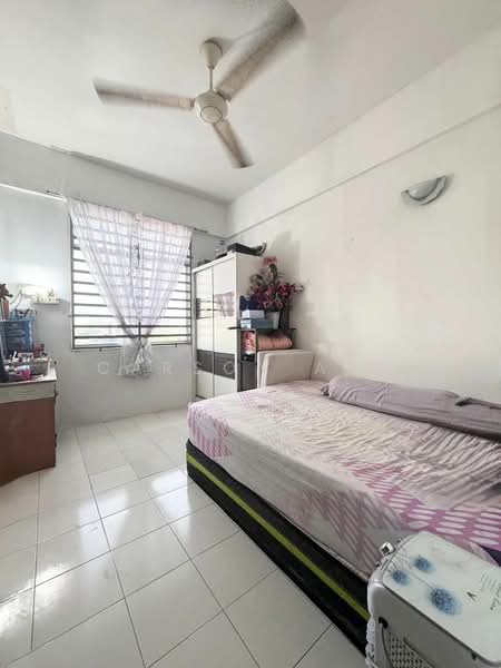 Pangsapuri untuk Dijual di Mawar - Carson Ang - Bedroom - PropertyGuru.com.my