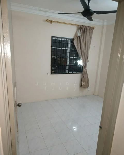 Condominium for Rent at Indah Condominium - JUMIDAH (JUE) - Interior - PropertyGuru.com.my