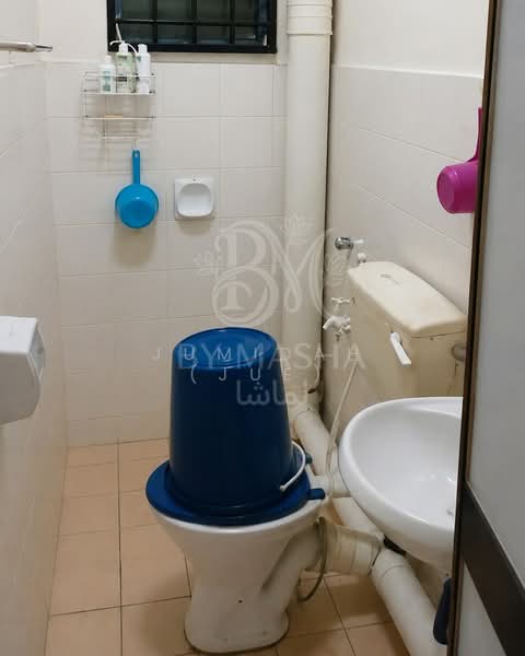 Condominium for Rent at Indah Condominium - JUMIDAH (JUE) - Bathroom - PropertyGuru.com.my