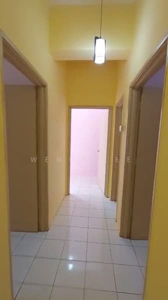 Pangsapuri untuk Dijual di Jalil Damai Apartments - Wendy Lee - Corridor - PropertyGuru.com.my