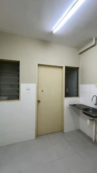 Apartment for Sale at Seri Intan Apartment - Terence Lee - Kitchen - PropertyGuru.com.my