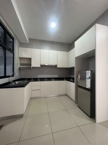 Servis Apartment untuk Disewa di Twin Tower Residence - Jason Fam - Kitchen - PropertyGuru.com.my