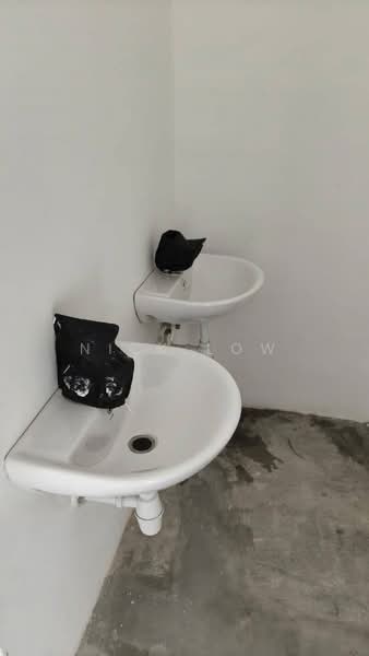 Factory for Rent in Bandar Indahpura (Kulai) - Nick Low - Bathroom - PropertyGuru.com.my