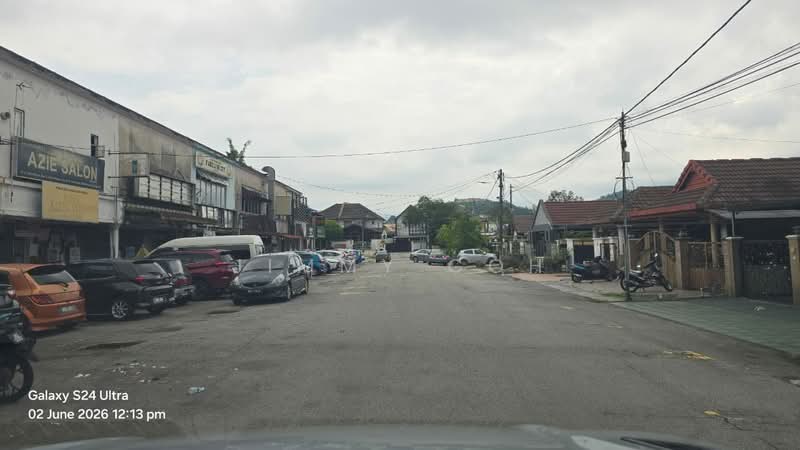 Shop for Rent in Bukit Antarabangsa (Ulu Kelang) - Jimmy Goh - Exterior - PropertyGuru.com.my