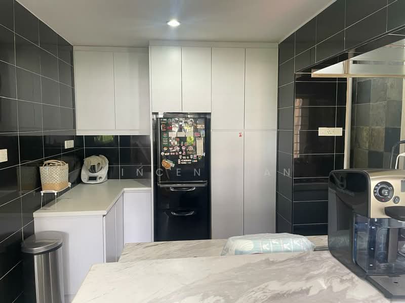 Kondominium untuk Dijual di Villa OUG - Vincent Tan - Kitchen - PropertyGuru.com.my