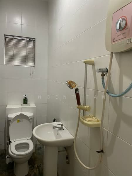 Kondominium untuk Dijual di Villa OUG - Vincent Tan - Bathroom - PropertyGuru.com.my
