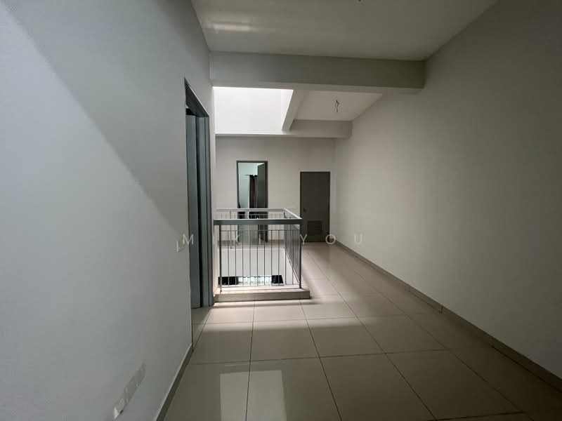 2-storey Terraced House for Rent in Bandar Rimbayu (Telok Panglima Garang) - Miki You - Corridor - PropertyGuru.com.my