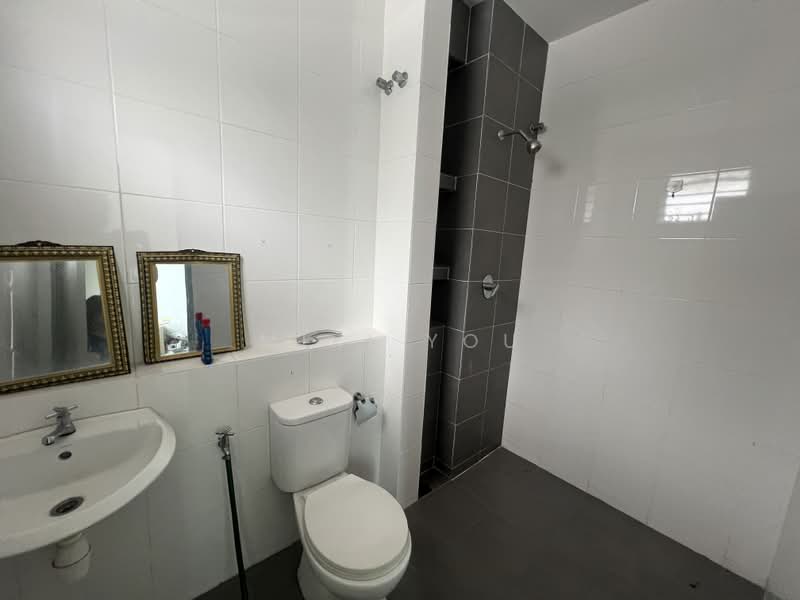 2-storey Terraced House for Rent in Bandar Rimbayu (Telok Panglima Garang) - Miki You - Bathroom - PropertyGuru.com.my