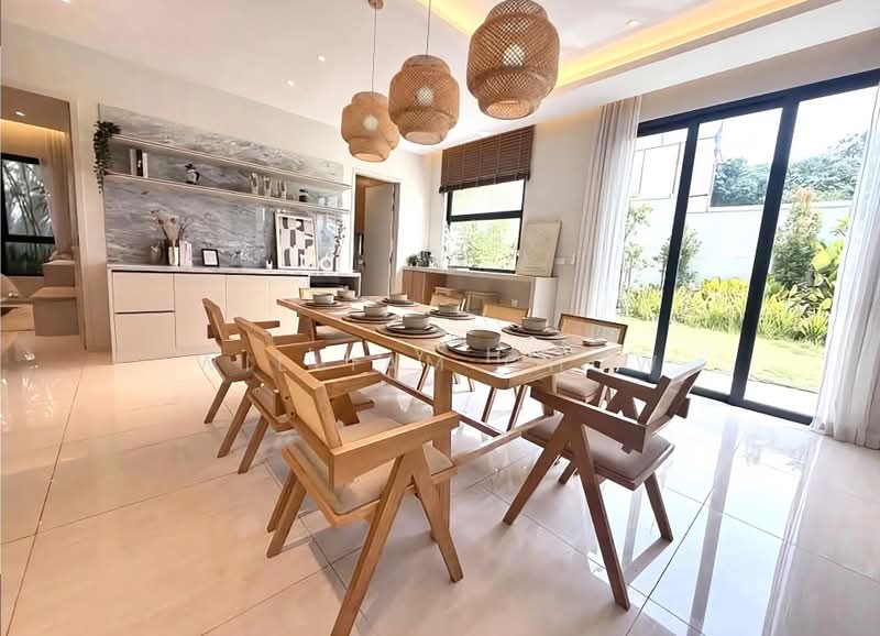 Bungalow for Sale in Seri Kembangan (Selangor) - William Chow - Dining Room - PropertyGuru.com.my