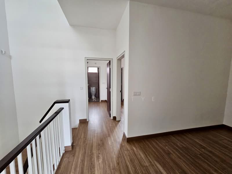 2-storey Terraced House for Sale in Shah Alam (Selangor) - Chris Tye - Corridor - PropertyGuru.com.my