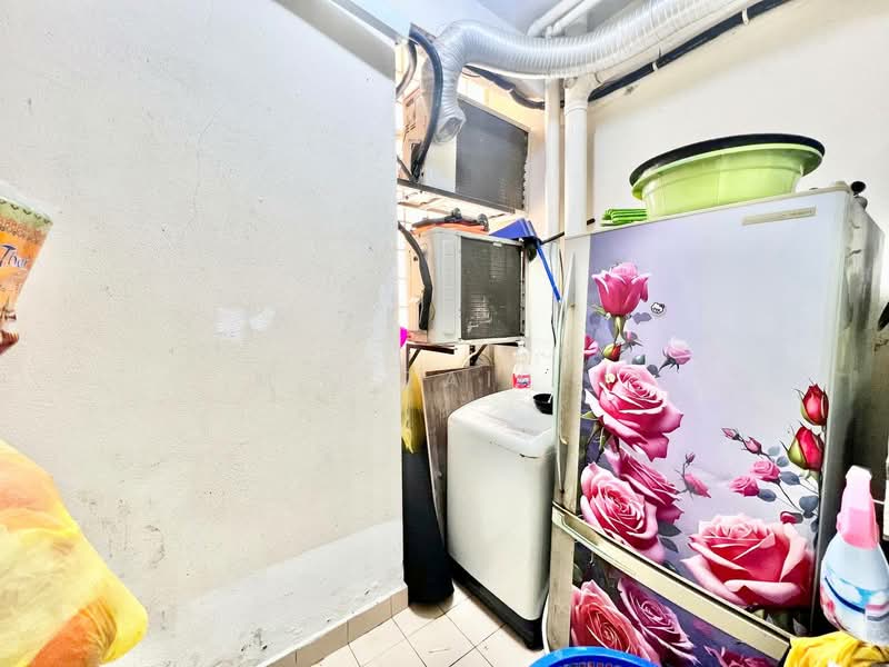Pangsapuri untuk Dijual di Pangsapuri Mawar - M.J Zairin - Interior - PropertyGuru.com.my