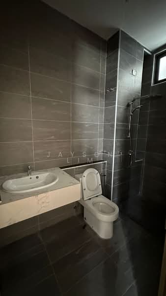 Rumah Kluster untuk Dijual di Iskandar Puteri (Nusajaya) (Johor) - Jayson Lim - Bathroom - PropertyGuru.com.my