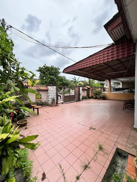 Rumah Teres 1 Tingkat untuk Dijual di Taman Daya (Johor Bahru) - Mohd Faez - Exterior - PropertyGuru.com.my