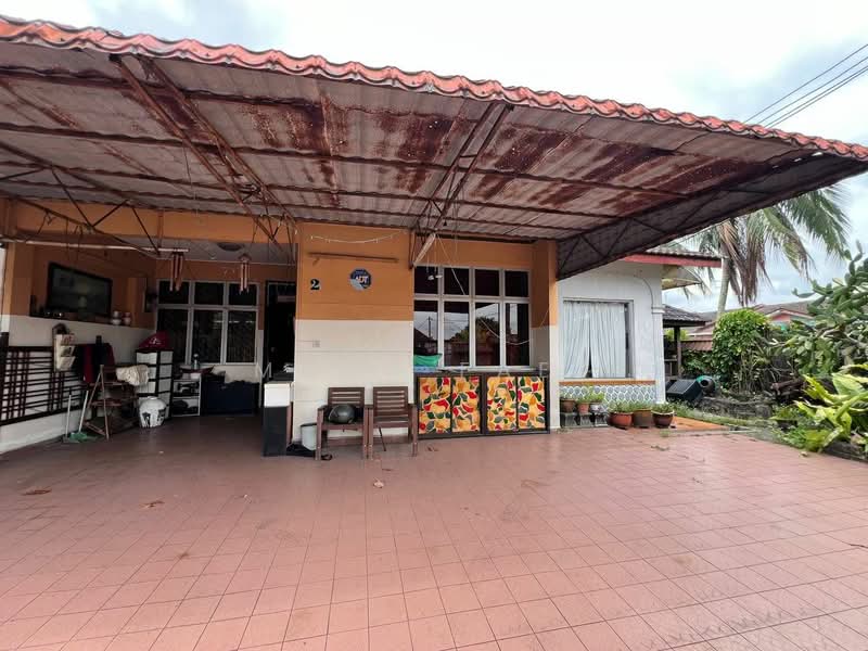 Rumah Teres 1 Tingkat untuk Dijual di Taman Daya (Johor Bahru) - Mohd Faez - Exterior - PropertyGuru.com.my