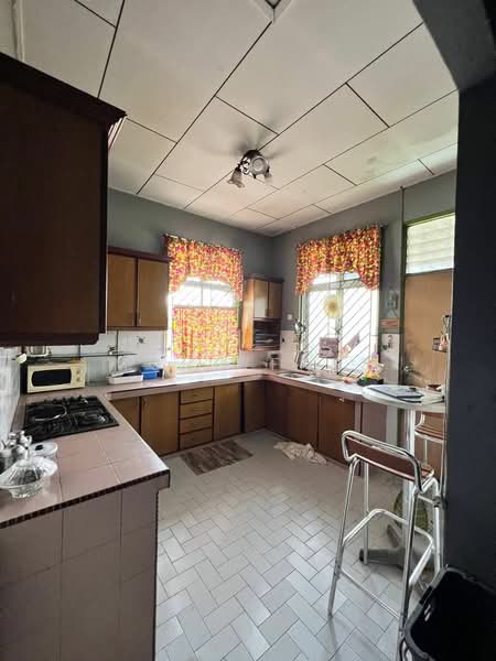 Rumah Teres 1 Tingkat untuk Dijual di Taman Daya (Johor Bahru) - Mohd Faez - Kitchen - PropertyGuru.com.my
